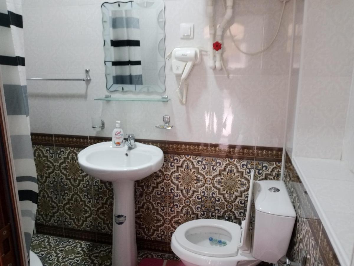 Hotel Ravshan Boutique Buxoro Luaran gambar