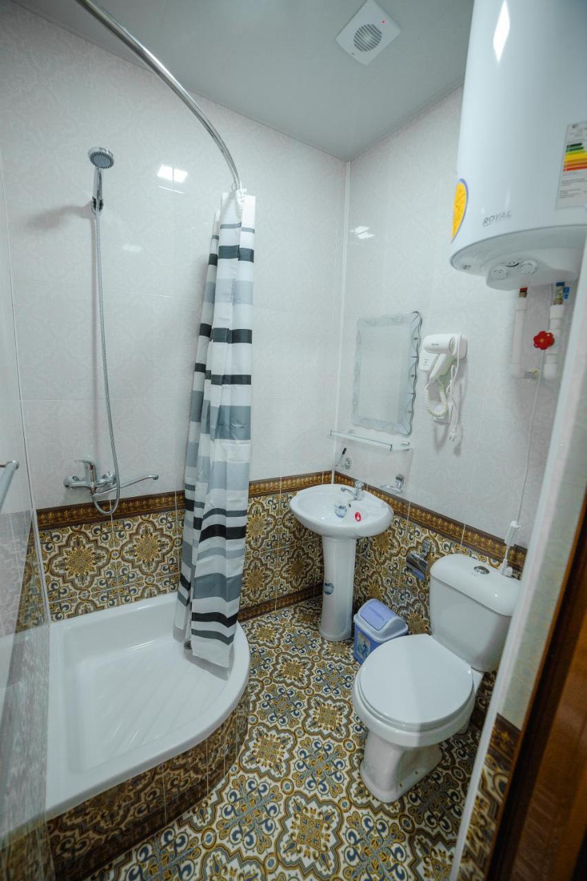 Hotel Ravshan Boutique Buxoro Luaran gambar
