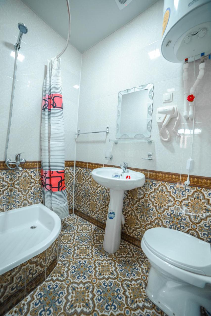 Hotel Ravshan Boutique Buxoro Luaran gambar